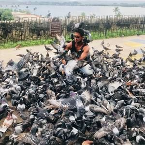 Meet your Posher, Manuel